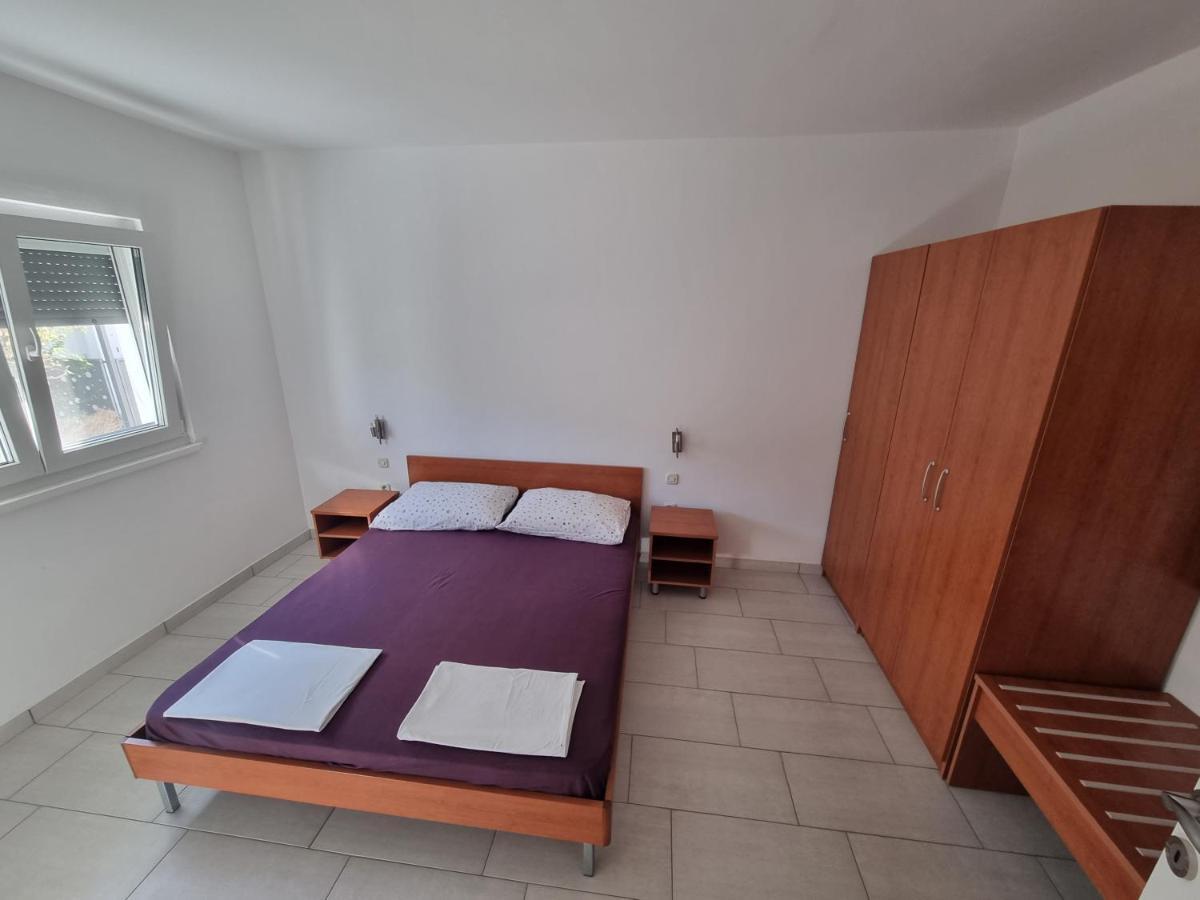 Apartman Telalovic Necujam Exterior photo